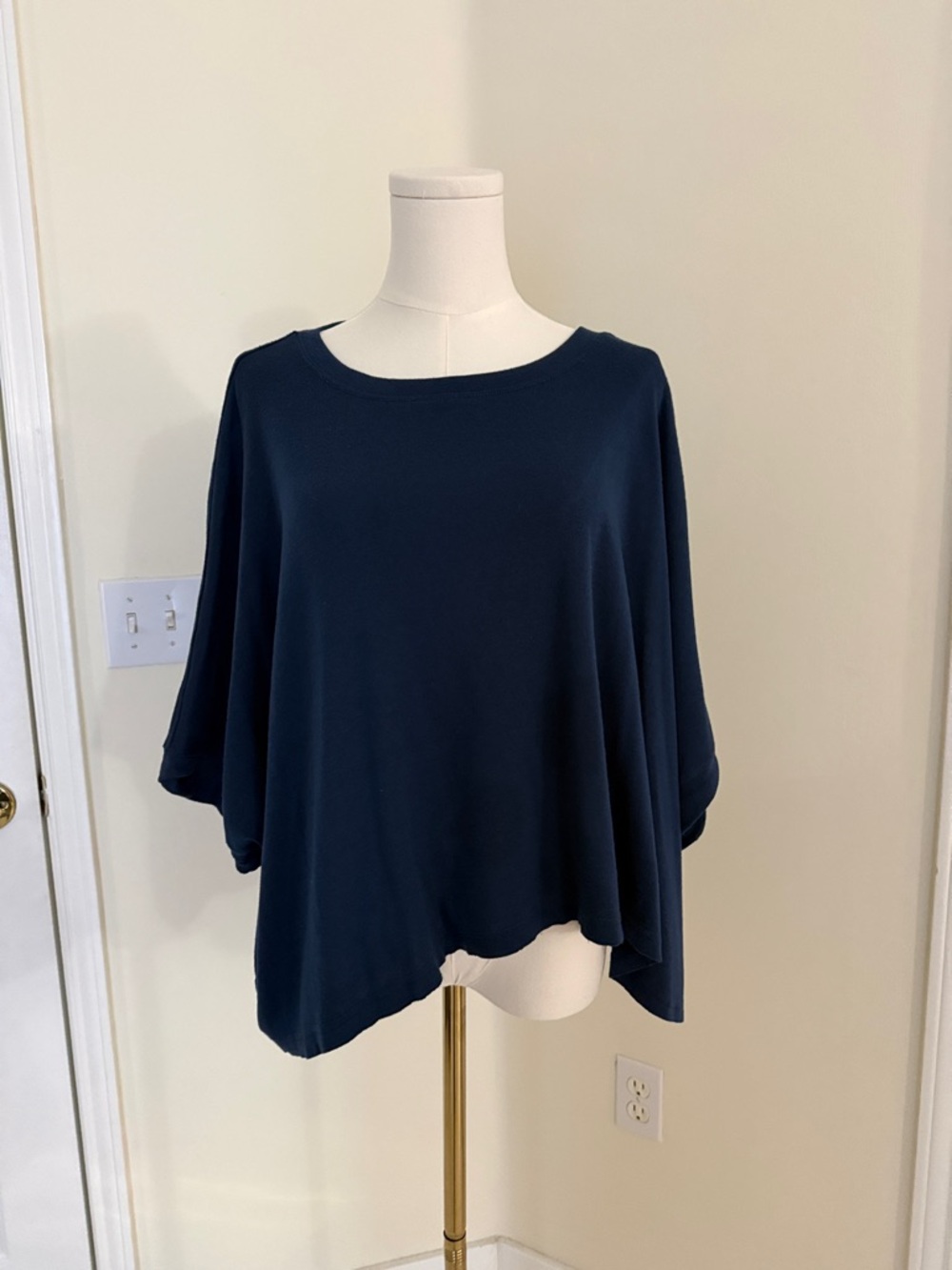 DOKOTOO Navy Crewneck Top - Classic Solid Tee